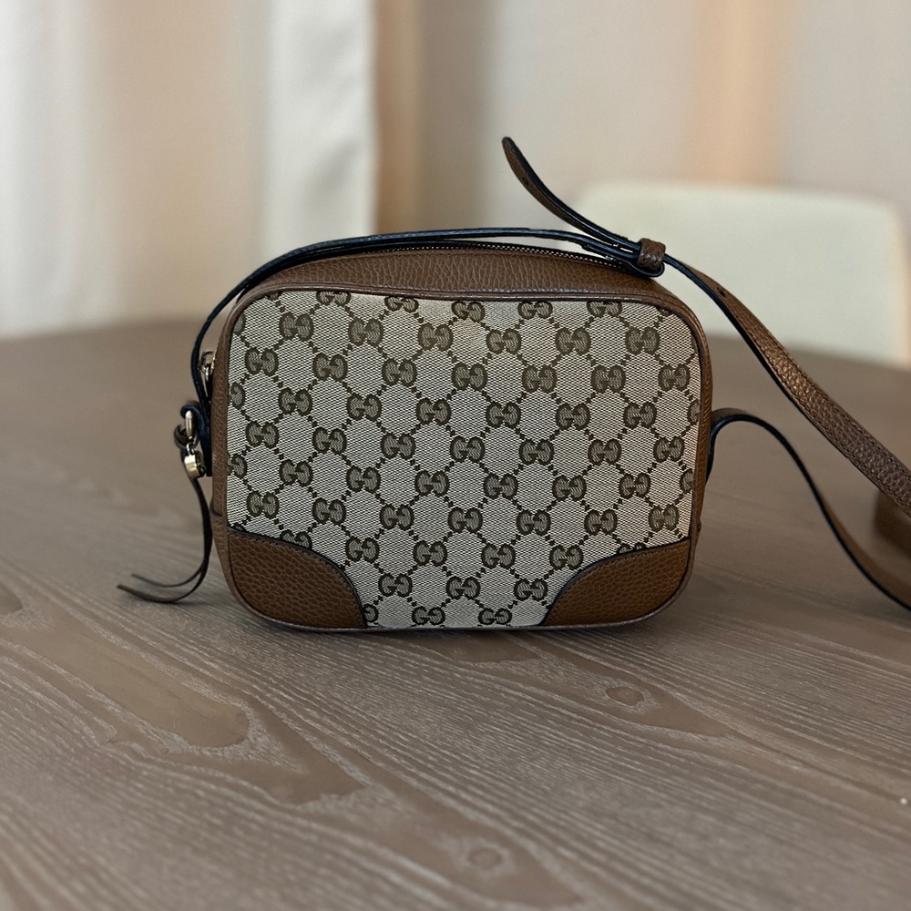 Pre-loved Gucci Bree Disco Crossbody Bag